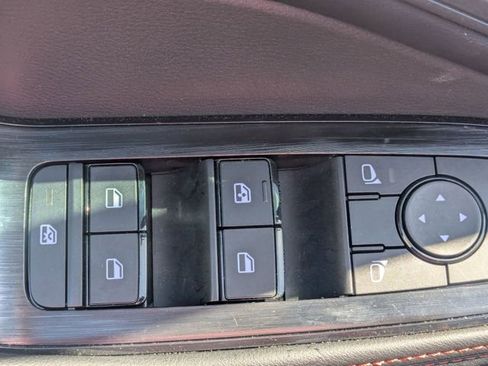 Used 2026 Nissan Rogue SV AWD/4WD image 12