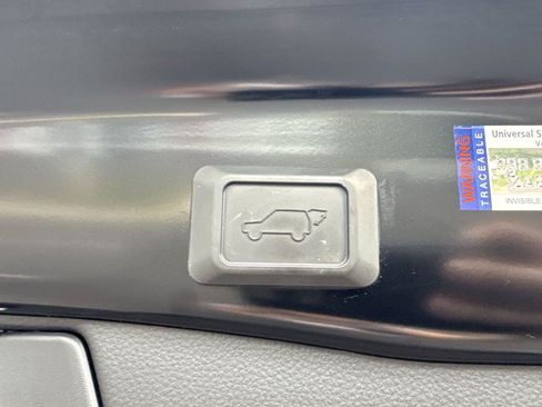 Used 2023 Toyota RAV4 XLE w/ Convenience Package AWD/4WD image 19