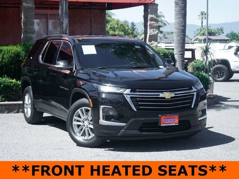 Used 2023 Chevrolet Traverse LT FWD image 2