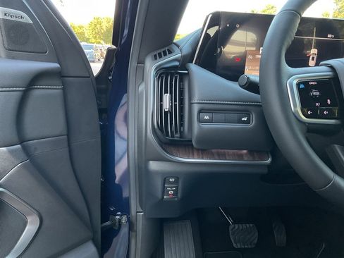 New 2026 Nissan Armada Platinum image 39