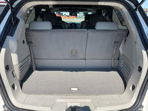 Used 2012 Buick Enclave Leather image 18
