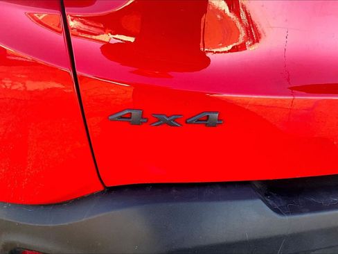 Used 2022 Jeep Renegade Trailhawk image 6