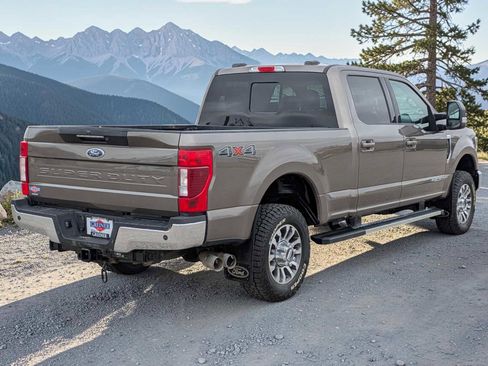 Certified 2022 Ford F350 Lariat w/ Lariat Ultimate Package AWD/4WD image 6