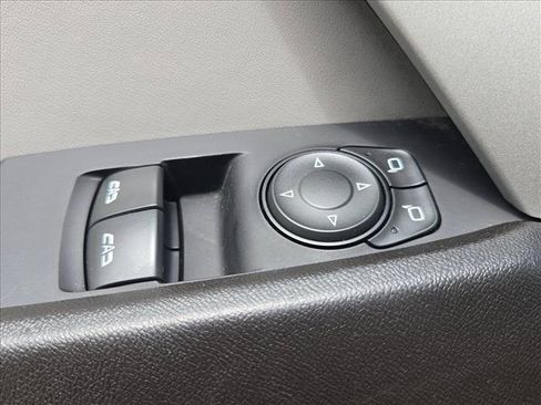 Used 2022 Chevrolet Camaro LT RWD image 22