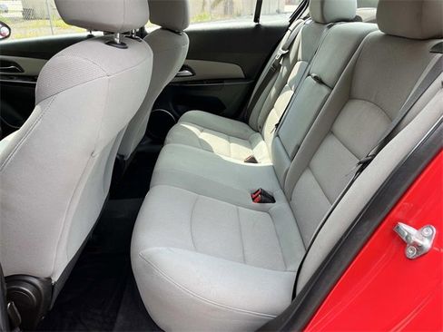 Used 2014 Chevrolet Cruze LT w/ All-Star Edition image 17
