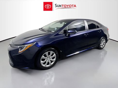 Used 2023 Toyota Corolla LE image 9