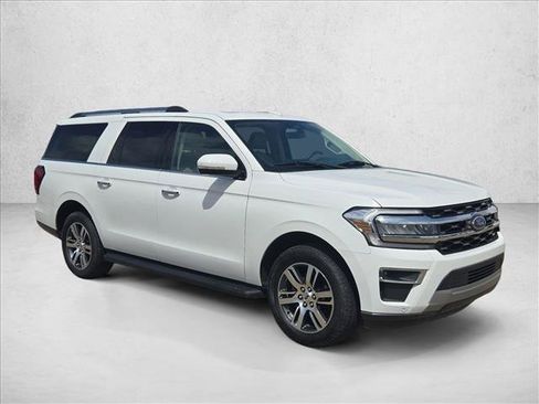 Used 2024 Ford Expedition Max Limited RWD image 3