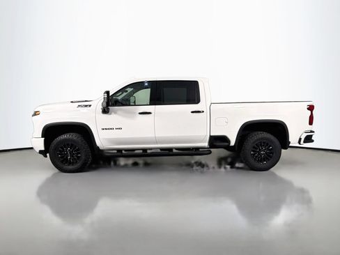 Certified 2024 Chevrolet Silverado 3500 LTZ w/ LTZ Plus Package AWD/4WD image 4