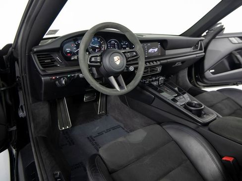 Certified 2022 Porsche 911 Targa 4 GTS w/ Premium Package image 17