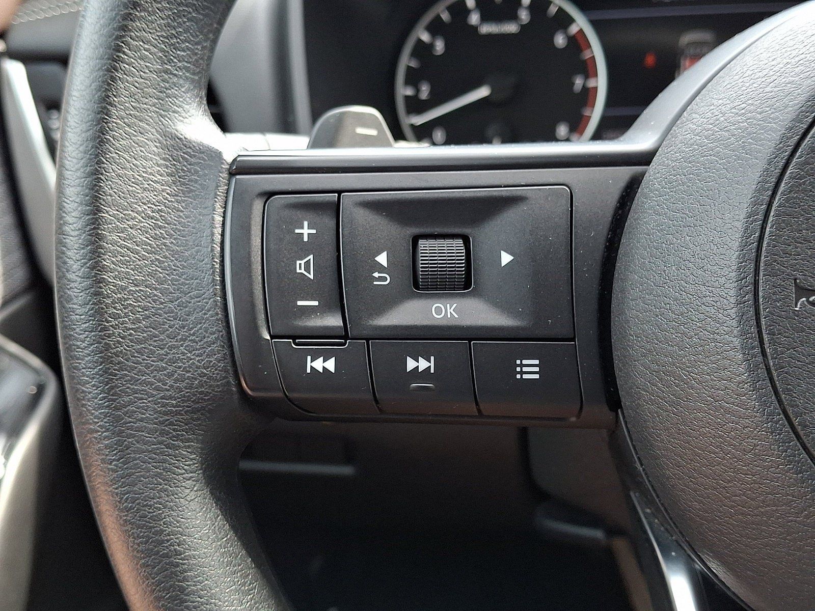 Certified 2023 Nissan Rogue S AWD/4WD image 22