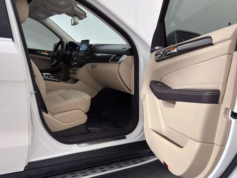 Used 2017 Mercedes-Benz GLE 350 4MATIC w/ Premium 1 Package image 24