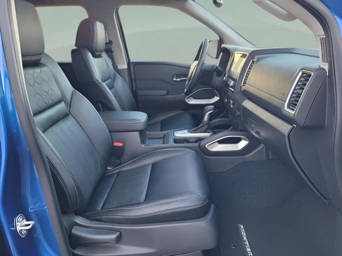 Used 2024 Nissan Frontier SL w/ Technology Package image 15