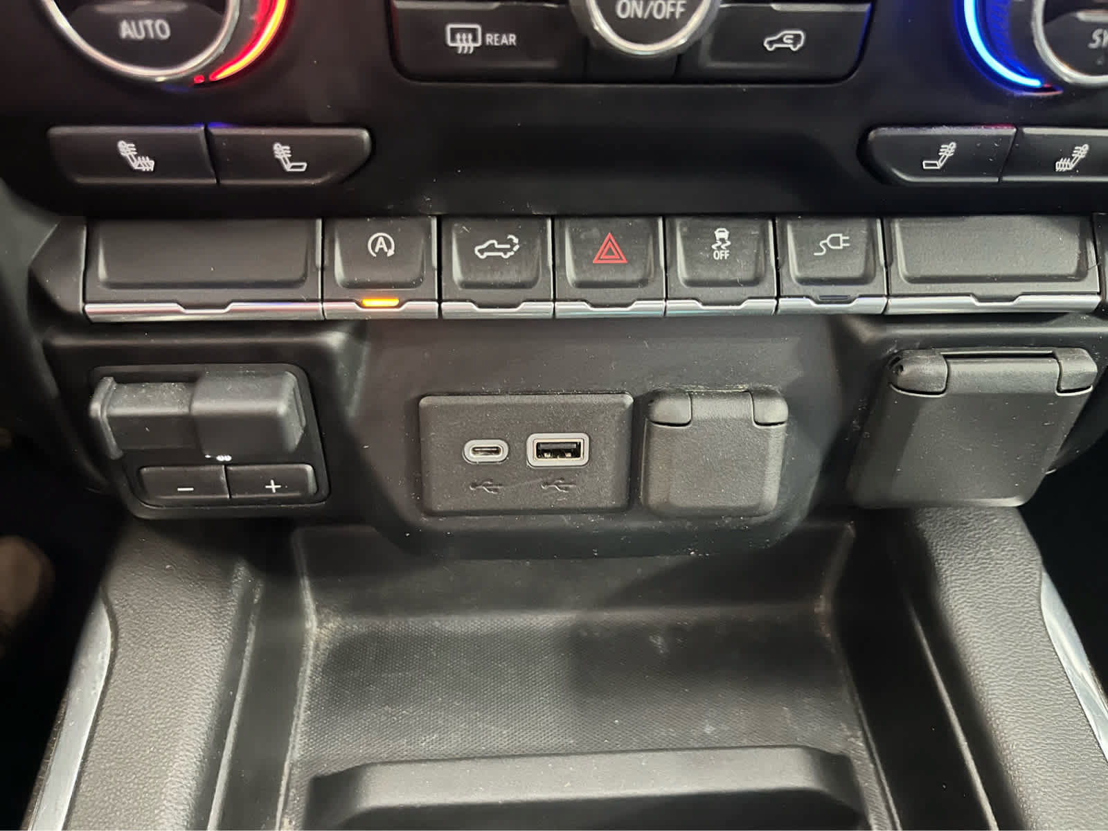 Used 2019 Chevrolet Silverado 1500 RST w/ All-Star Edition AWD/4WD image 28