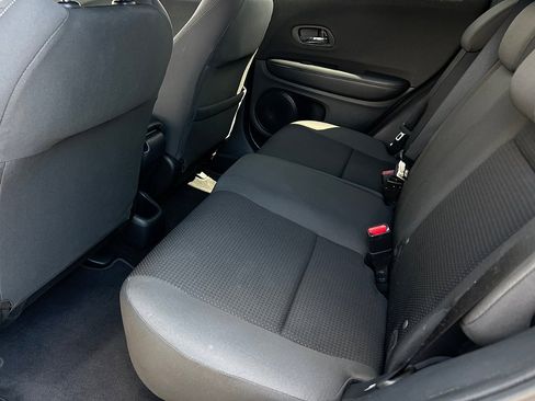 Used 2022 Honda HR-V Sport image 7