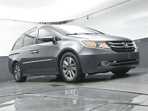 Used 2016 Honda Odyssey Touring Elite image 29