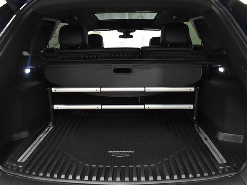 Used 2025 Cadillac XT5 Premium Luxury w/ LPO, Floor Liner Package FWD image 18