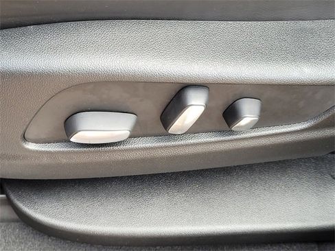 Used 2024 Cadillac XT5 Premium Luxury w/ Technology Package image 23