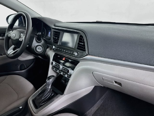 Used 2020 Hyundai Elantra SEL FWD image 26