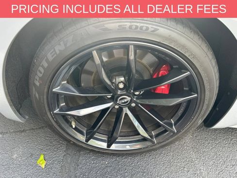 Used 2024 Nissan Z Performance w/ Floor Mat Package RWD image 9