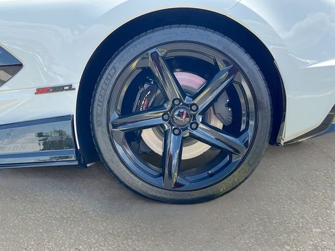 Used 2023 Chevrolet Corvette Stingray Coupe w/ Z51 Performance Package image 25