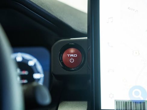 Used 2025 Toyota 4Runner TRD Off-Road Premium w/ Tow Technology Package AWD/4WD image 32