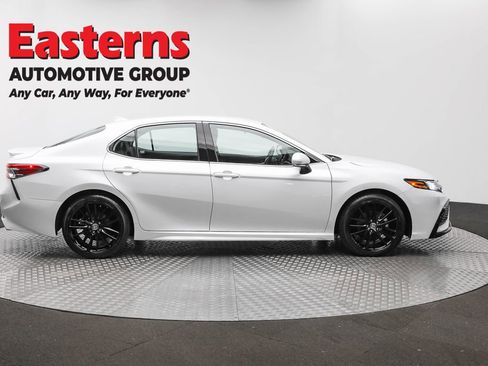 Used 2023 Toyota Camry XSE image 4