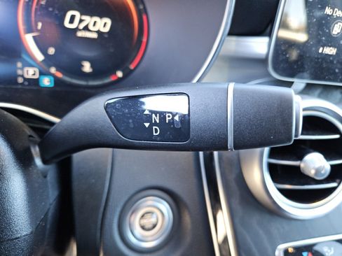 Used 2021 Mercedes-Benz GLC 300 GLC 300 image 26