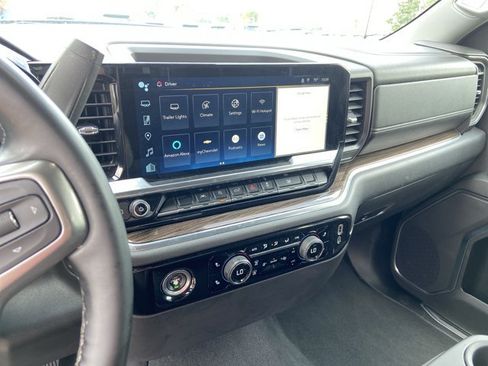 Used 2024 Chevrolet Silverado 1500 LT AWD/4WD image 23