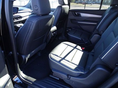 New 2025 Buick Enclave Sport Touring w/ Super Cruise Package image 23