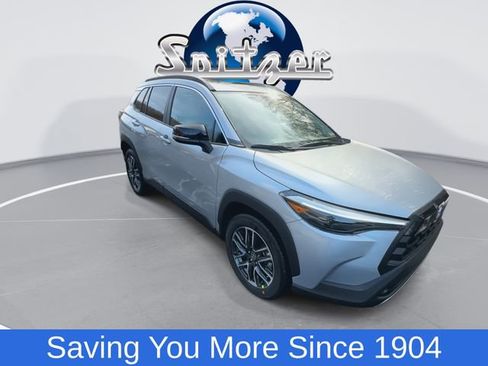 New 2026 Toyota Corolla Cross XLE image 2