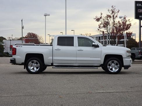 Used 2018 Chevrolet Silverado 1500 LTZ Z71 w/ LTZ Plus Package image 8