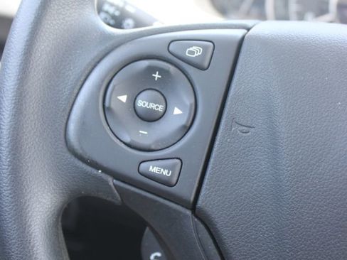 Used 2013 Honda CR-V LX image 32
