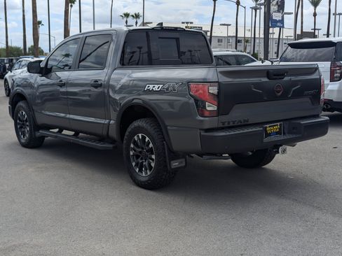 Used 2024 Nissan Titan PRO-4X w/ Pro-4x Convenience Package AWD/4WD image 4