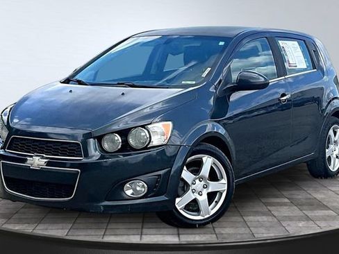 Used 2014 Chevrolet Sonic LTZ FWD image 3