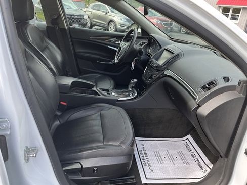 Used 2016 Buick Regal FWD image 36
