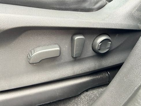 Used 2019 Subaru Ascent Limited w/ Popular Package #3 image 32