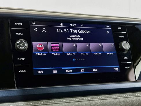 Used 2024 Volkswagen Taos SE FWD image 21