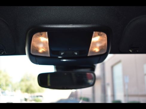 Used 2023 Dodge Durango SXT Launch Edition image 32