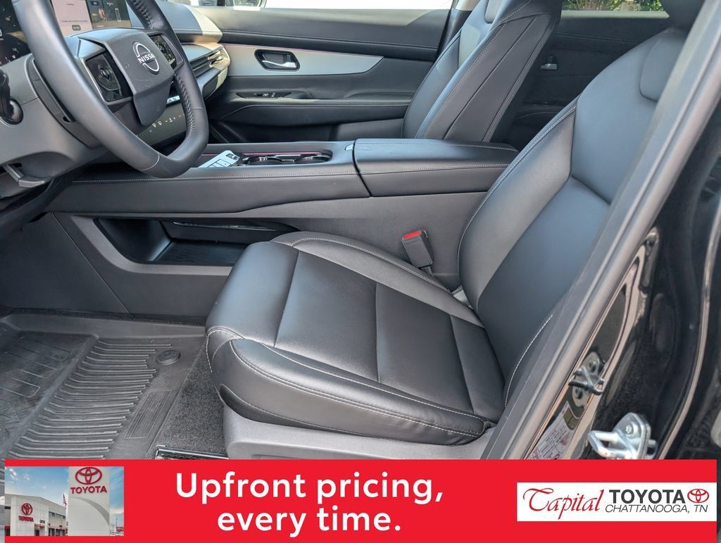 Used 2025 Nissan Murano SL AWD/4WD image 14