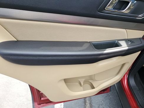 Used 2017 Ford Explorer 4WD image 16