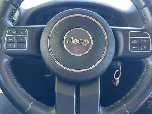 Used 2016 Jeep Wrangler Unlimited Sahara AWD/4WD image 20