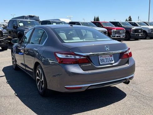 Used 2017 Honda Accord EX-L image 5