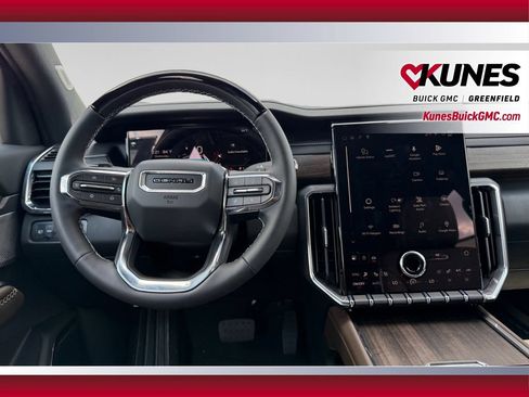 New 2027 GMC Acadia Denali Ultimate w/ LPO, Floor Liner Package AWD/4WD image 40