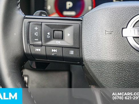 Used 2026 Nissan Rogue SL FWD image 29