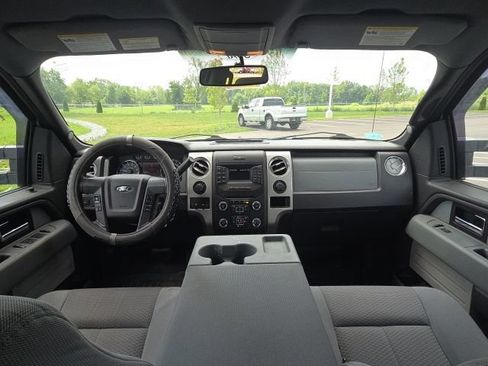 Used 2014 Ford F150 XLT w/ Equipment Group 302A Luxury AWD/4WD image 16