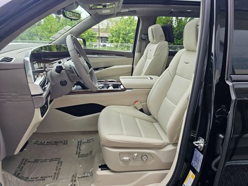 New 2026 Cadillac Escalade Platinum Sport AWD/4WD image 24