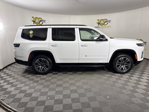 New 2026 Jeep Grand Wagoneer 4WD w/ Premium Group I image 11