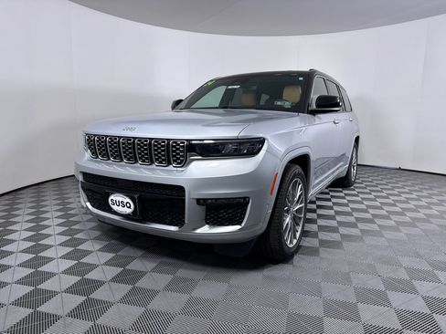 Used 2024 Jeep Grand Cherokee L Summit AWD/4WD image 19