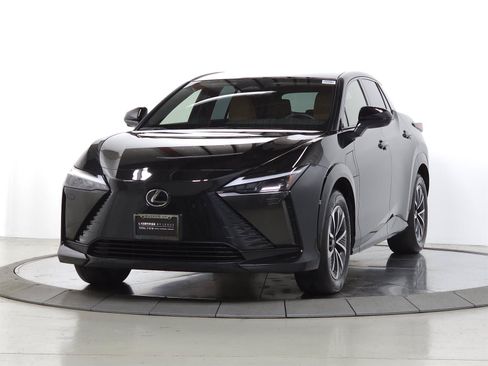 Certified 2023 Lexus RZ 450e Premium w/ Technology Package AWD/4WD image 3