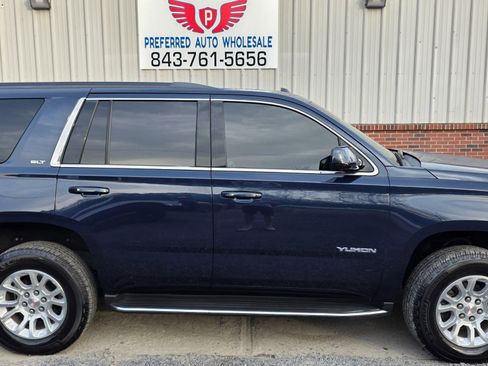 Used 2018 GMC Yukon SLT w/ Open Road Package image 4